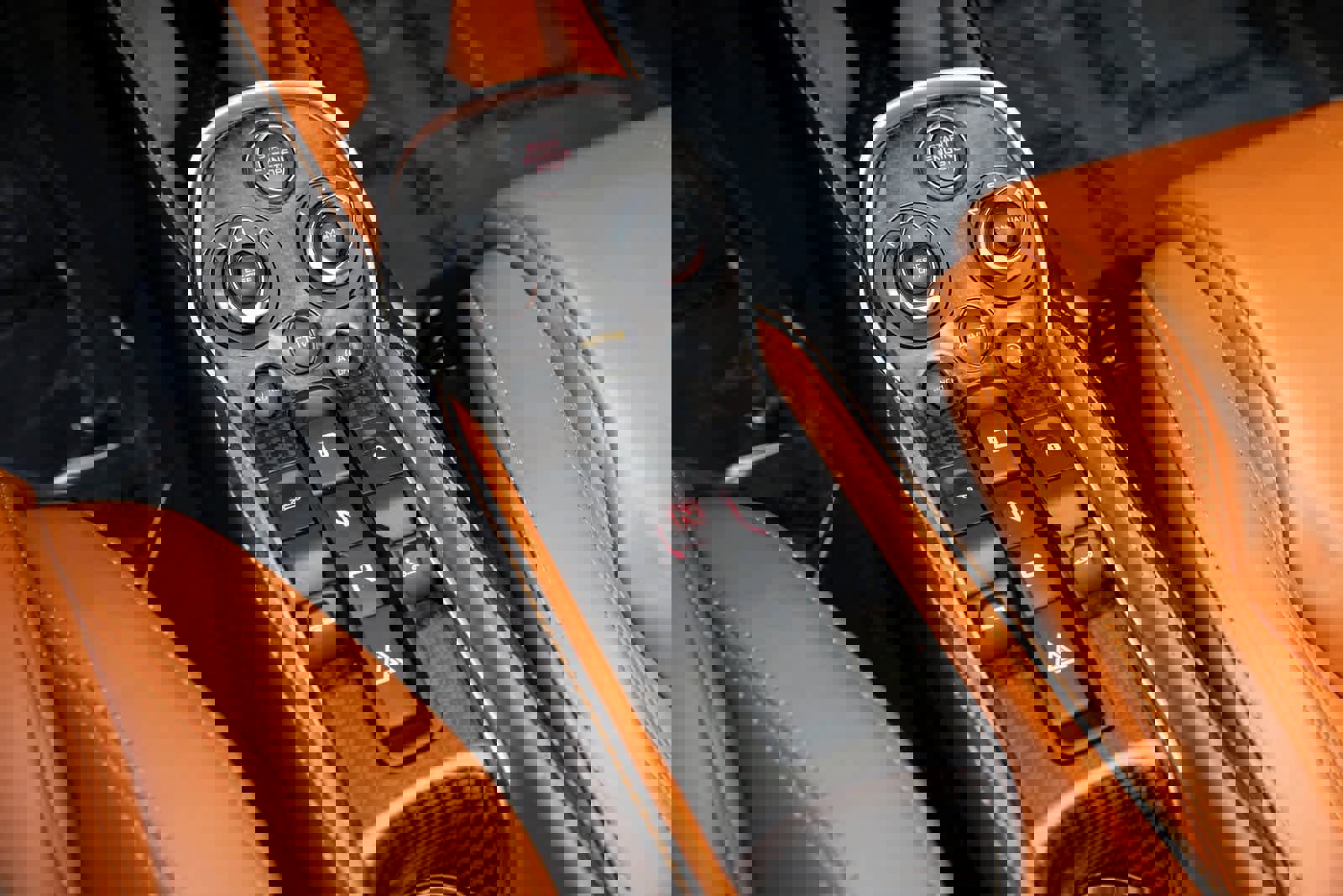 Used 2018 McLaren 570S Spider image 17