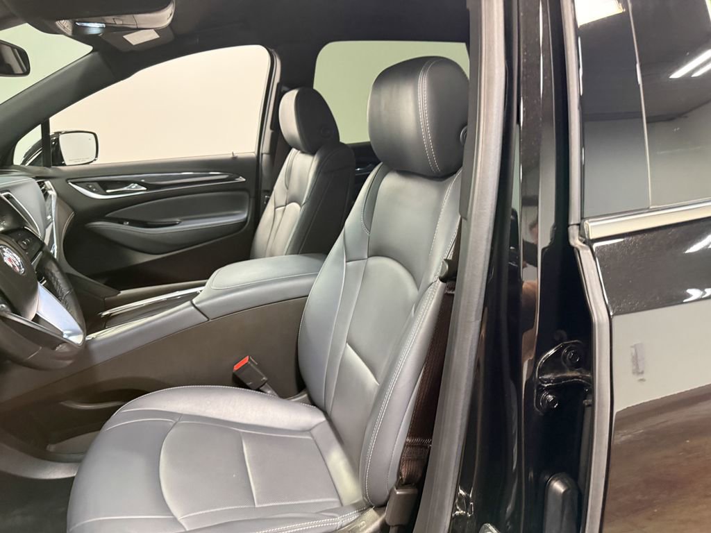 Used 2023 Buick Enclave Essence AWD/4WD image 58