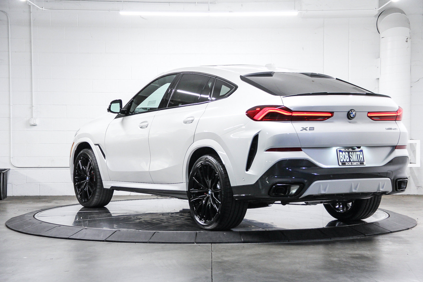 New 2027 BMW X6 xDrive40i AWD/4WD image 4