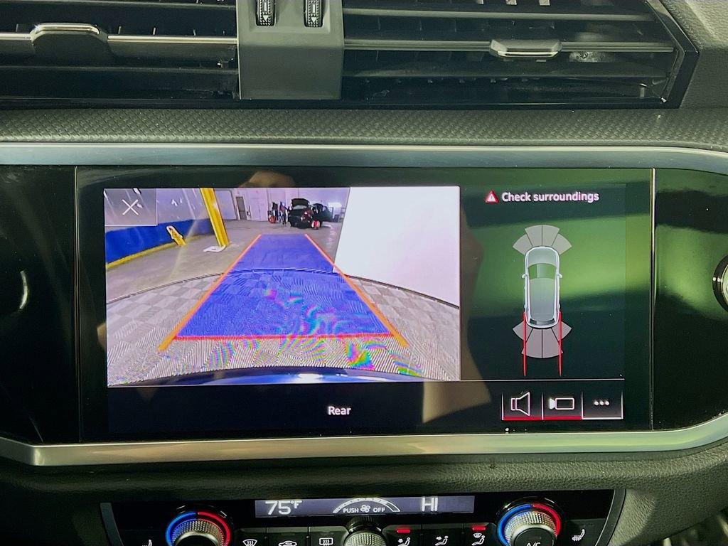 Used 2023 Audi Q3 2.0T Premium image 13