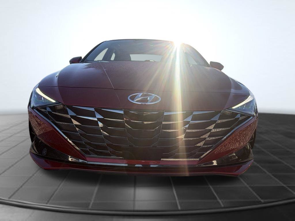 Used 2023 Hyundai Elantra Limited FWD image 16