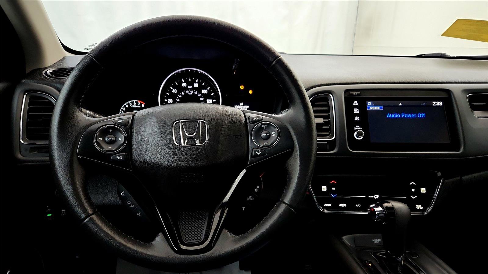 Used 2021 Honda HR-V EX-L image 40