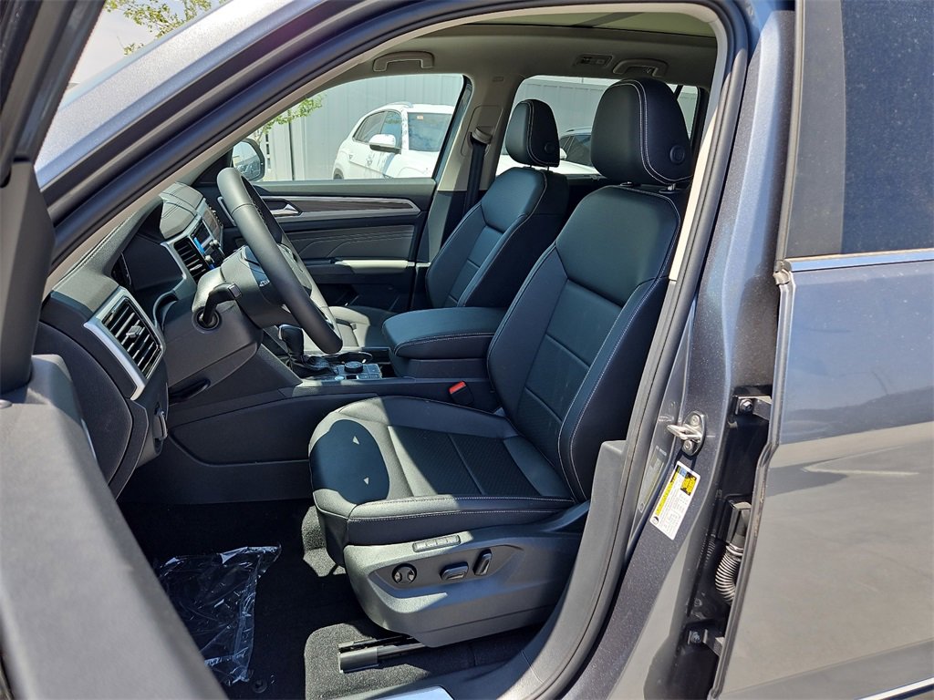 Used 2023 Volkswagen Atlas SEL image 19