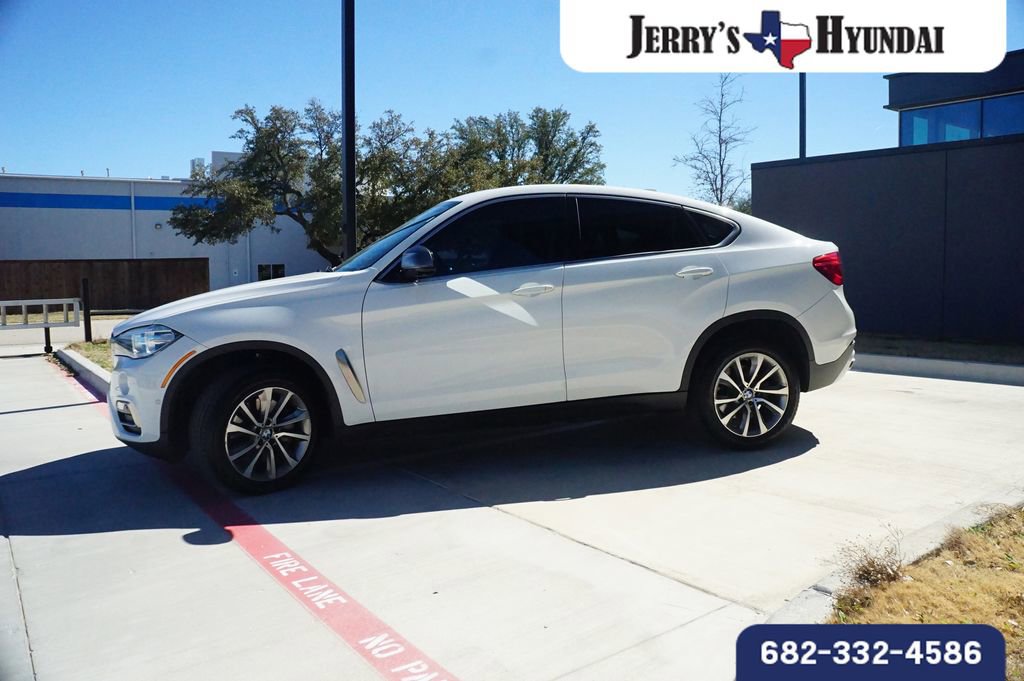 Used 2018 BMW X6 xDrive50i w/ Premium Package image 4
