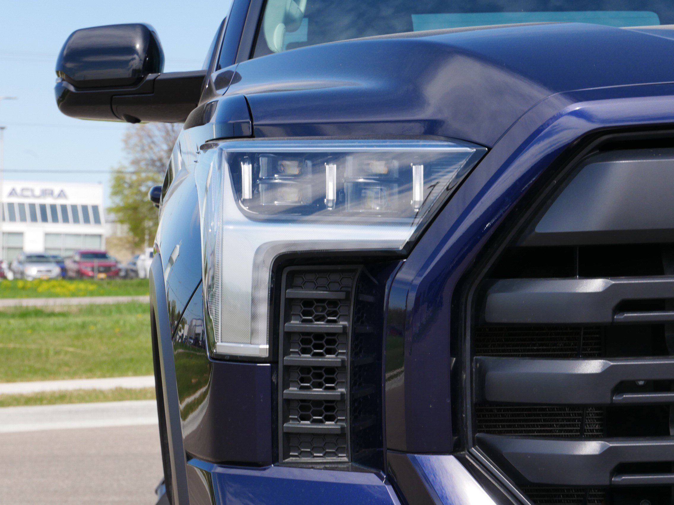 Used 2024 Toyota Tundra Limited AWD/4WD image 14