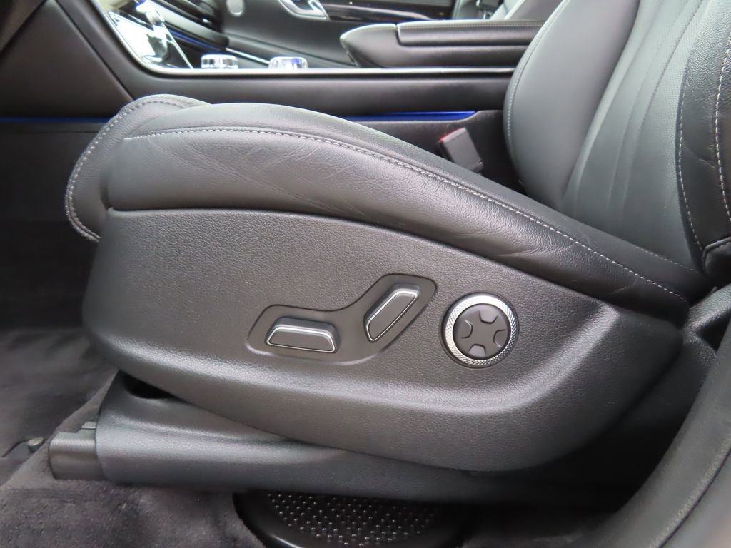 Used 2025 Genesis GV80 2.5T Standard AWD/4WD image 8
