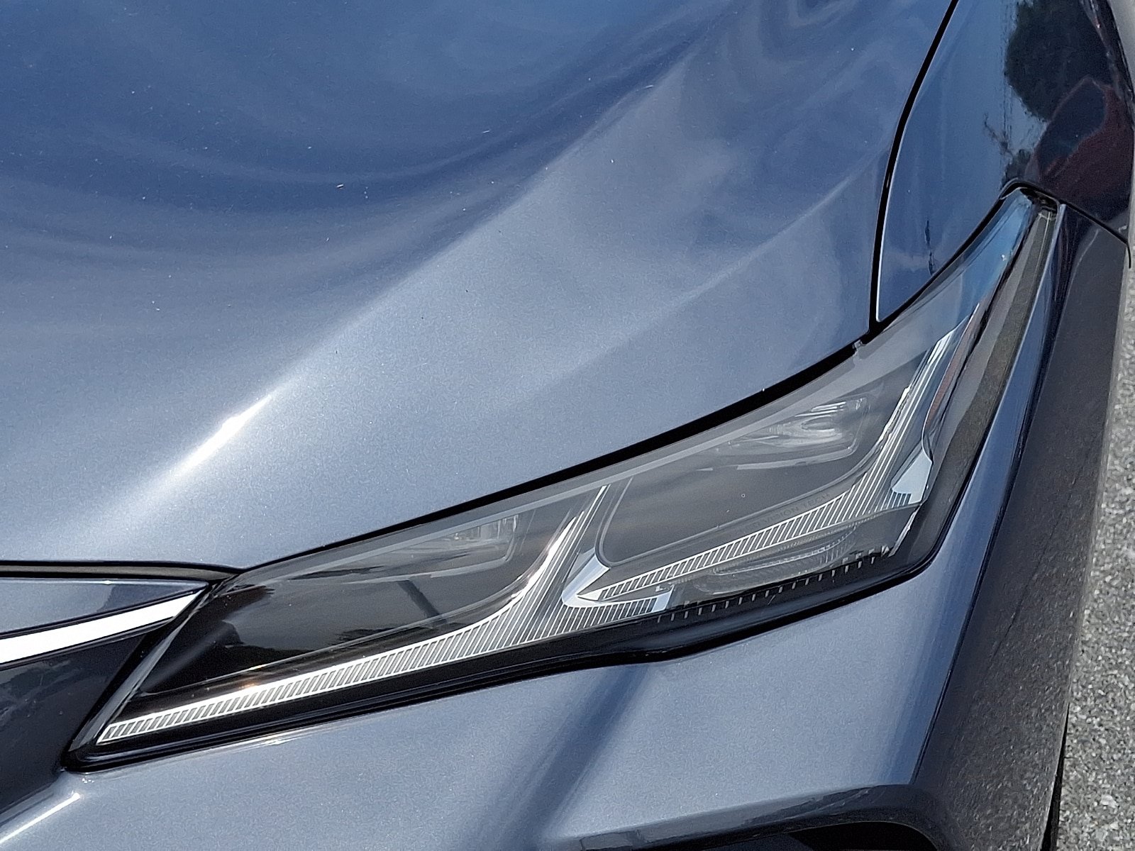Used 2020 Toyota Avalon Limited w/ Advanced Safety Package FWD image 11