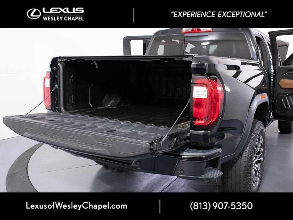 Used 2024 GMC Canyon AT4 w/ AT4 Premium Package AWD/4WD image 12