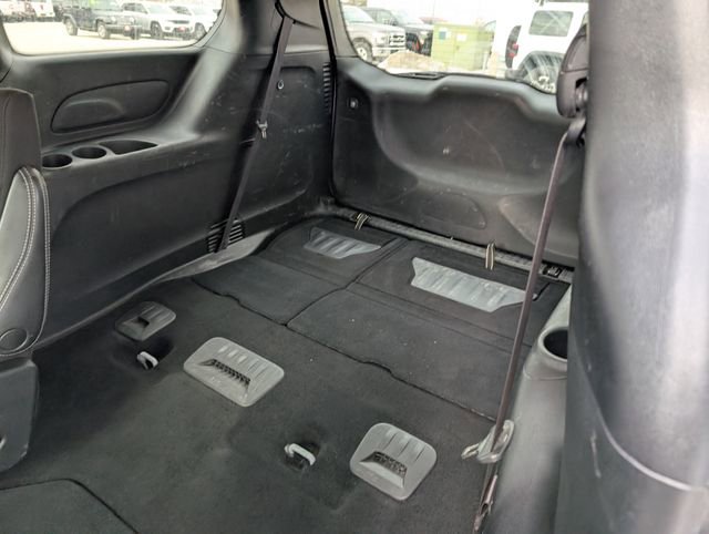 Used 2023 Chrysler Pacifica Touring image 18