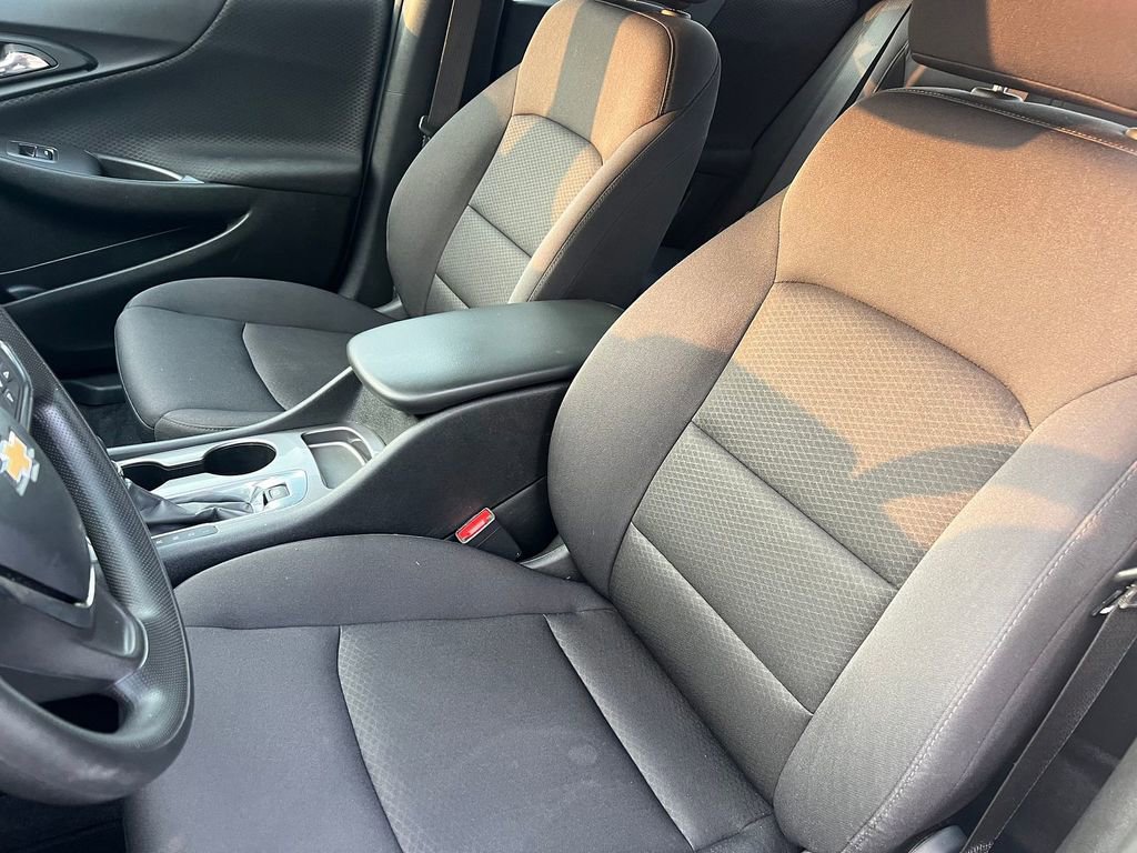 Used 2023 Chevrolet Malibu LS image 8