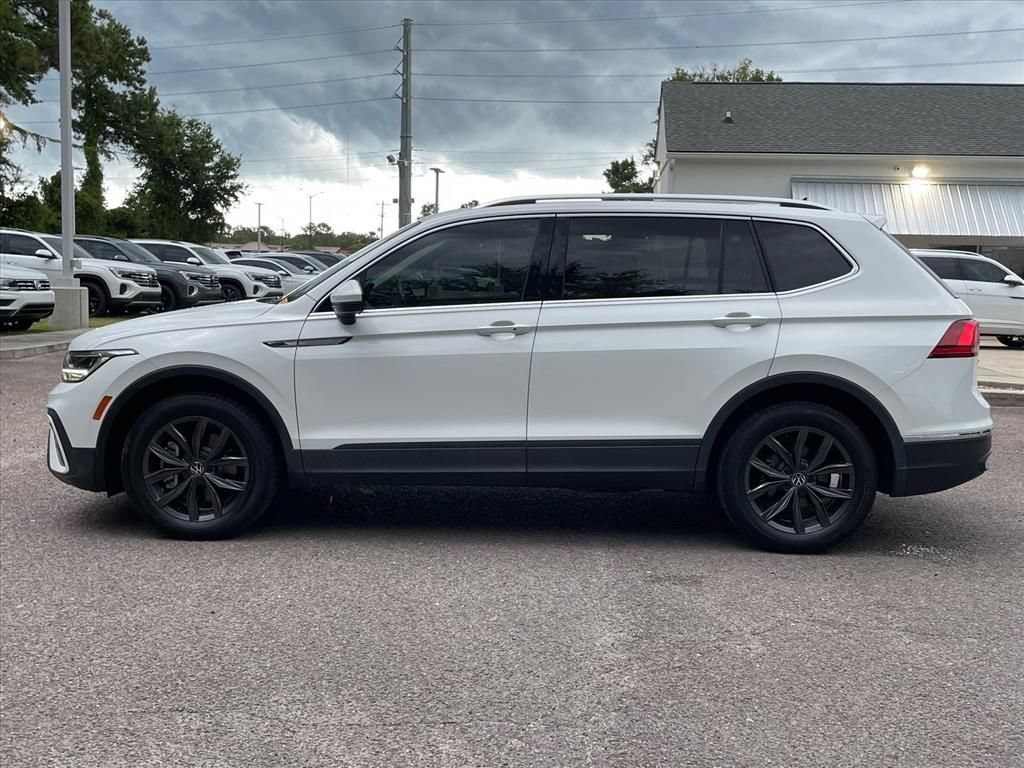 Used 2022 Volkswagen Tiguan SE FWD image 25