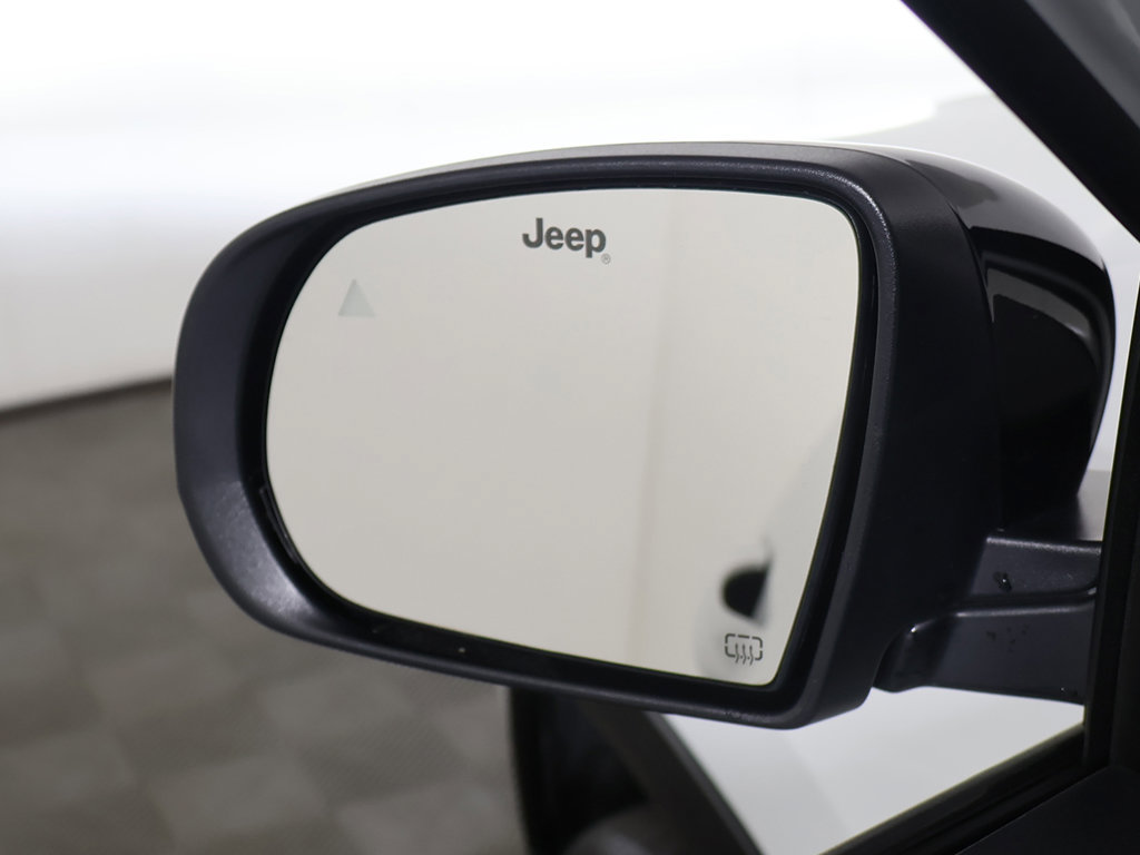 Used 2023 Jeep Compass Limited w/ Elite Group AWD/4WD image 33