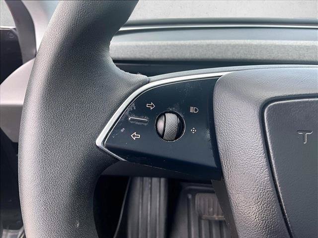 Used 2025 Tesla Model 3 RWD image 19