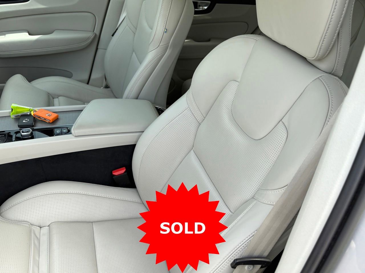 Certified 2023 Volvo XC60 B5 Ultimate w/ Climate Package AWD/4WD image 28