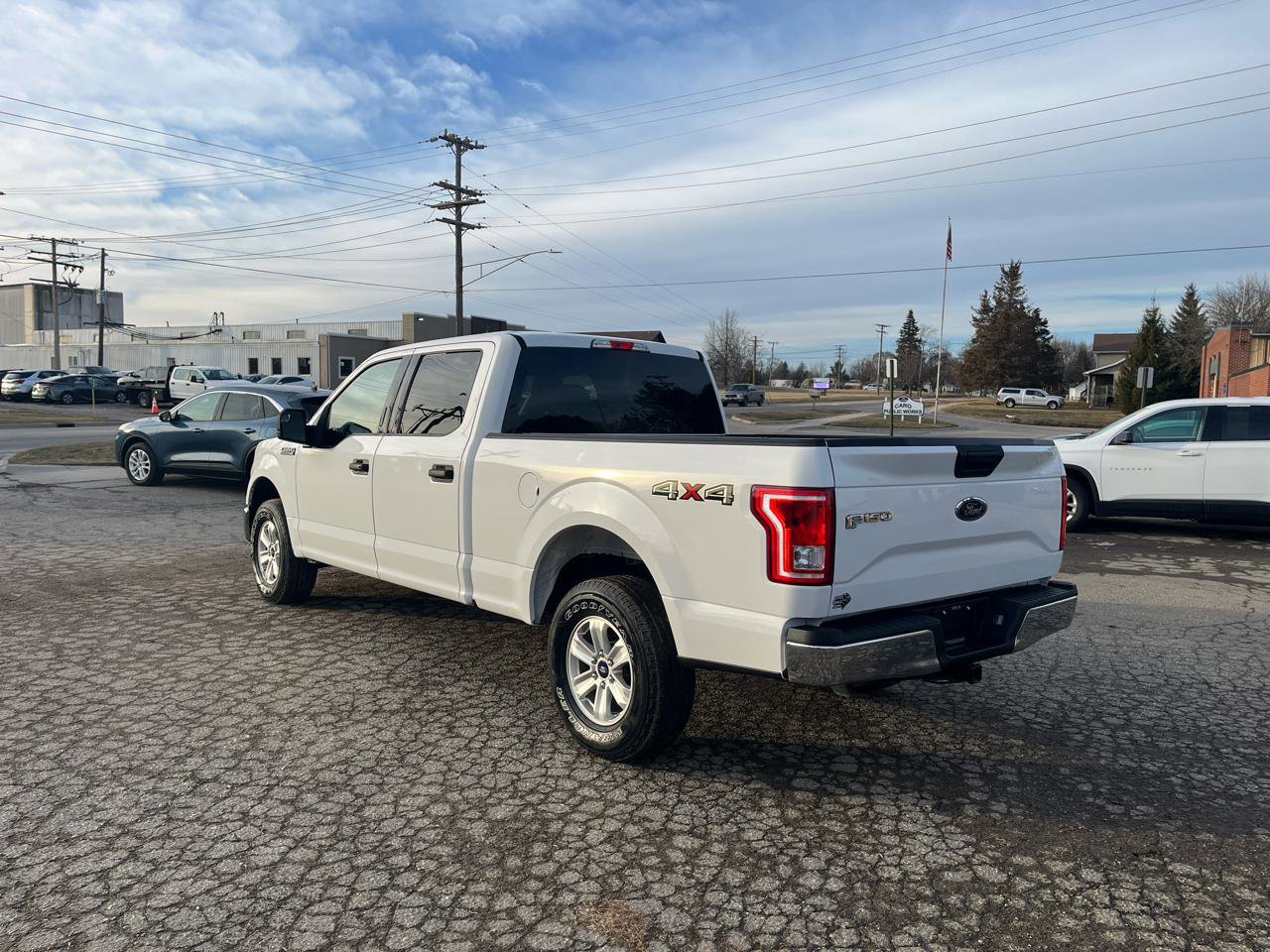 Used 2017 Ford F150 XLT image 3