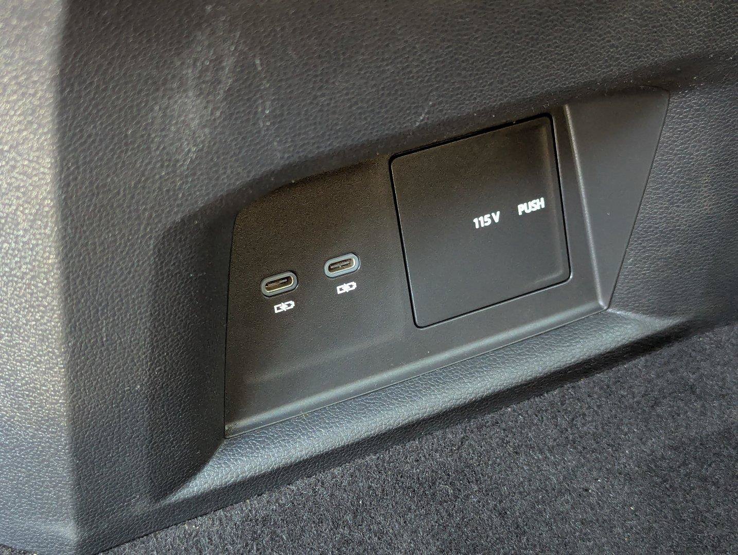 Used 2022 Volkswagen Atlas SE AWD/4WD image 28