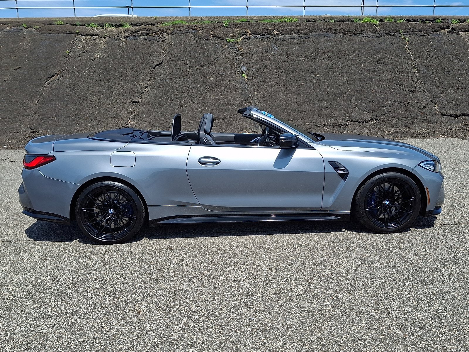 Used 2022 BMW M4 xDrive Competition AWD/4WD image 7