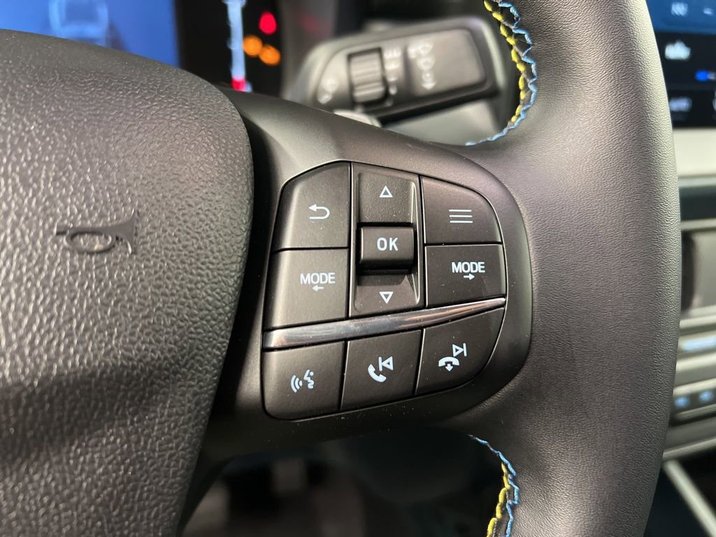 New 2026 Ford Maverick Lobo image 17