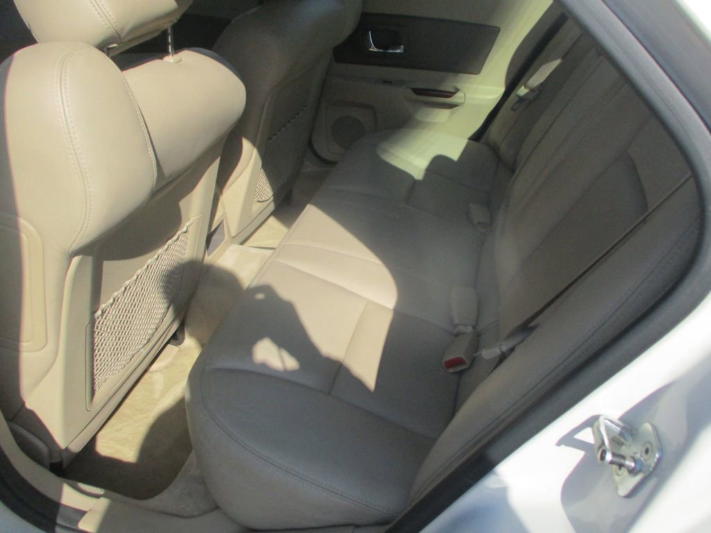 Used 2007 Cadillac CTS 3.6 w/ 3.6L V6 Luxury Package image 6