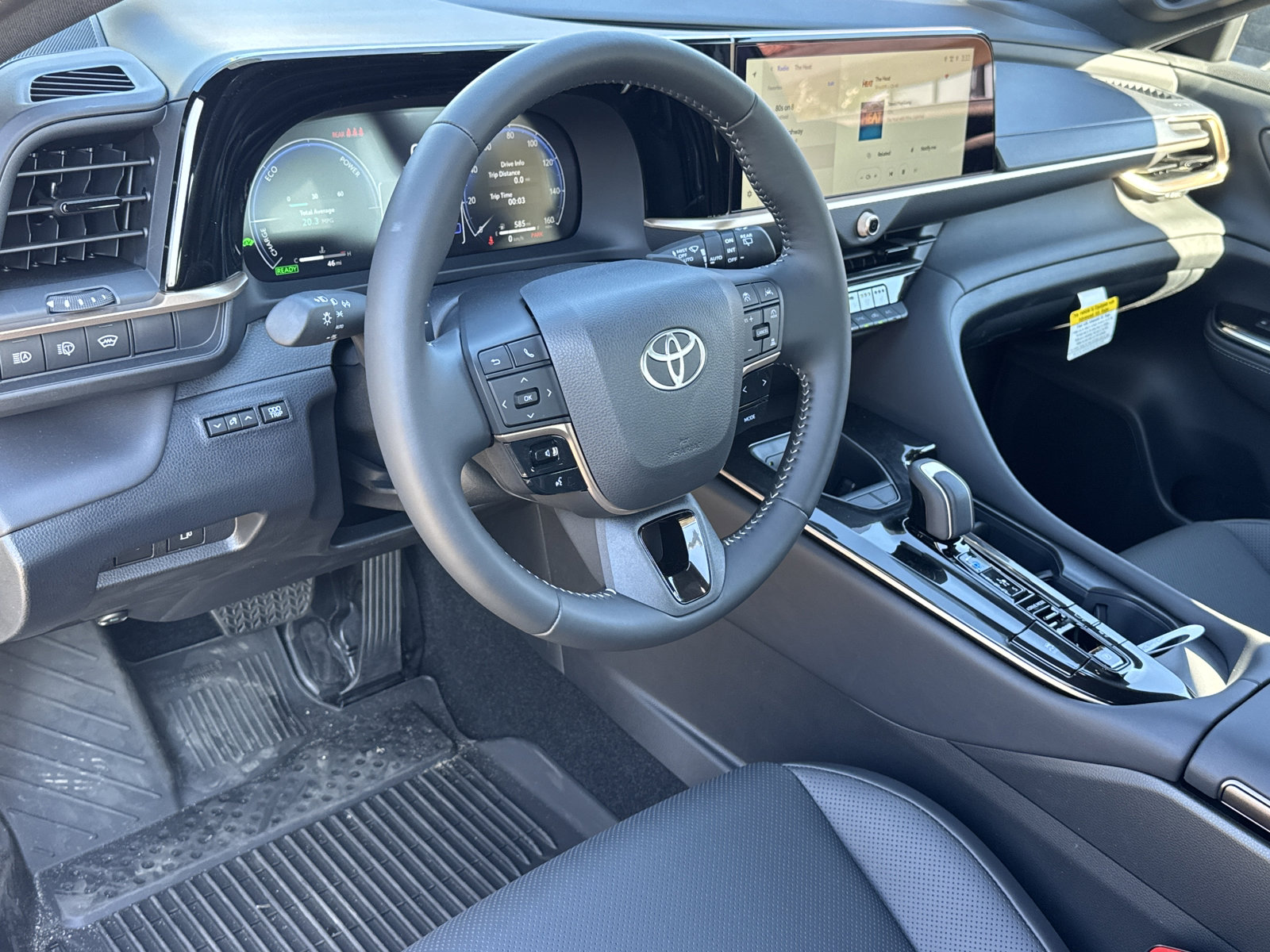 New 2026 Toyota Crown Signia Limited image 16