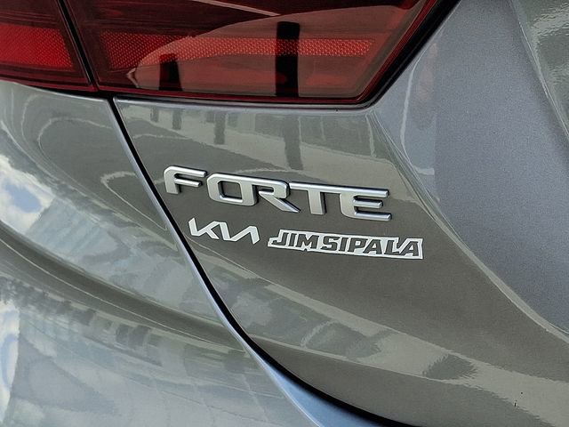 Used 2023 Kia Forte LXS FWD image 29