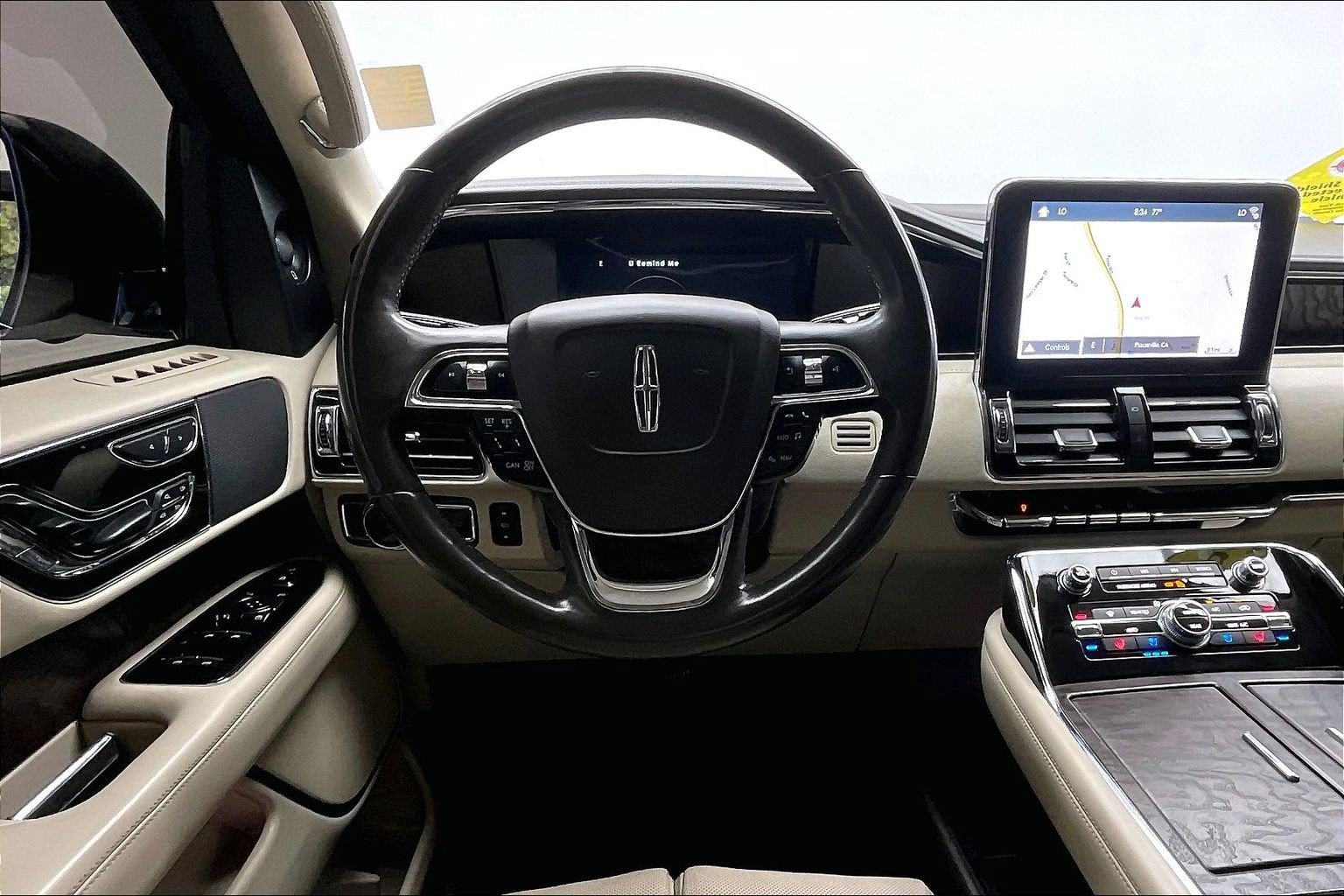 Used 2018 Lincoln Navigator Reserve w/ Technology Package AWD/4WD image 4