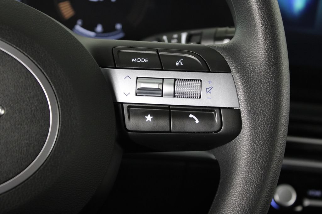 Certified 2026 Hyundai Santa Cruz SEL FWD image 26