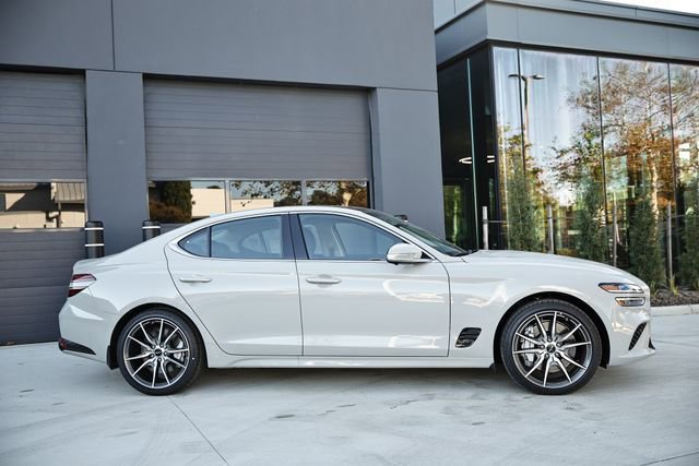 New 2026 Genesis G70 2.5T Prestige image 3