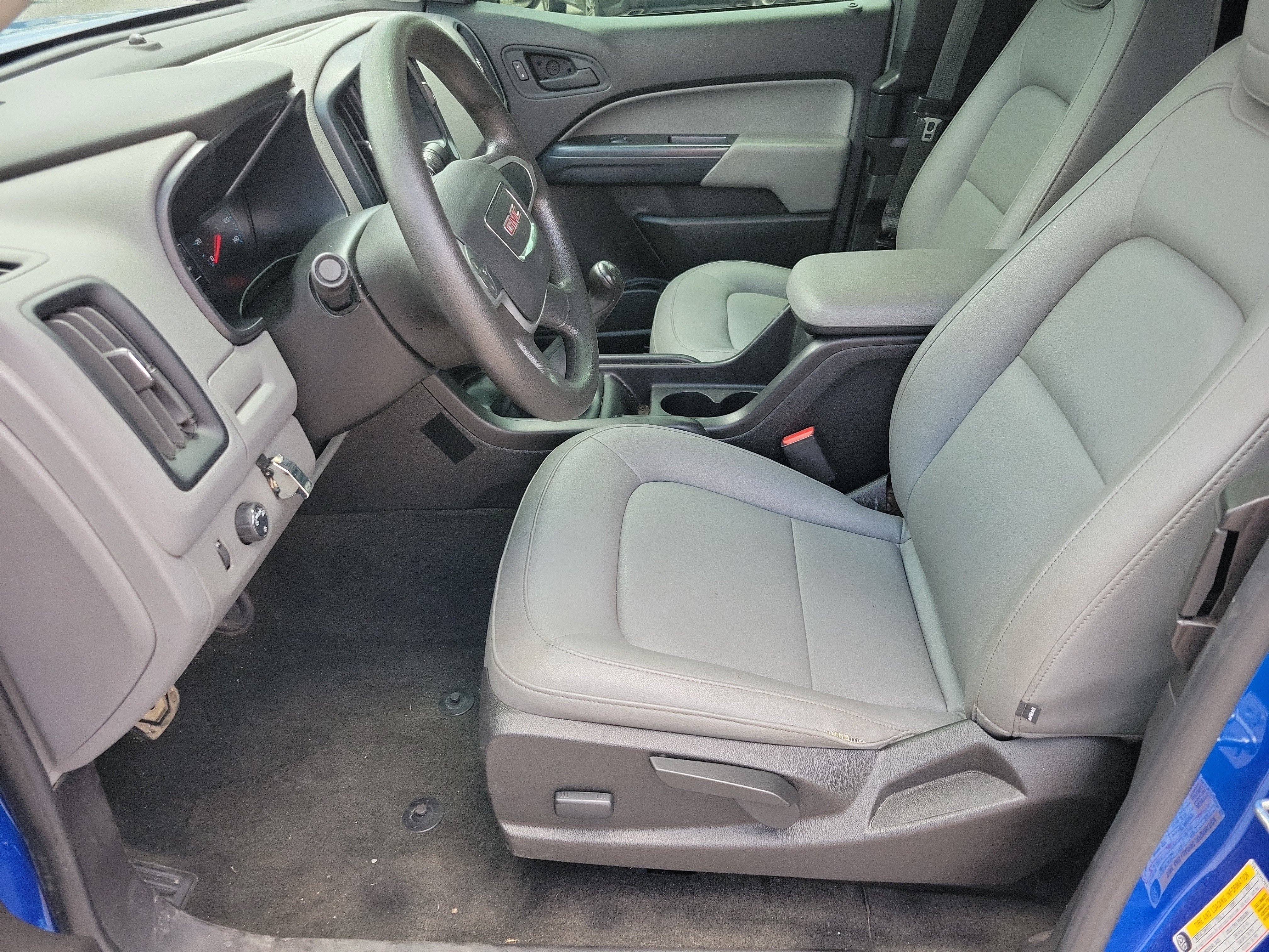 Used 2018 GMC Canyon W/T w/ Convenience Package RWD image 4