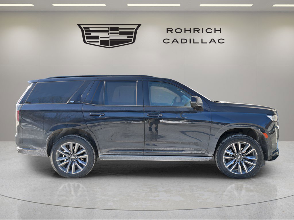 Certified 2021 Cadillac Escalade Sport Platinum w/ Heavy-Duty Trailer Package image 4