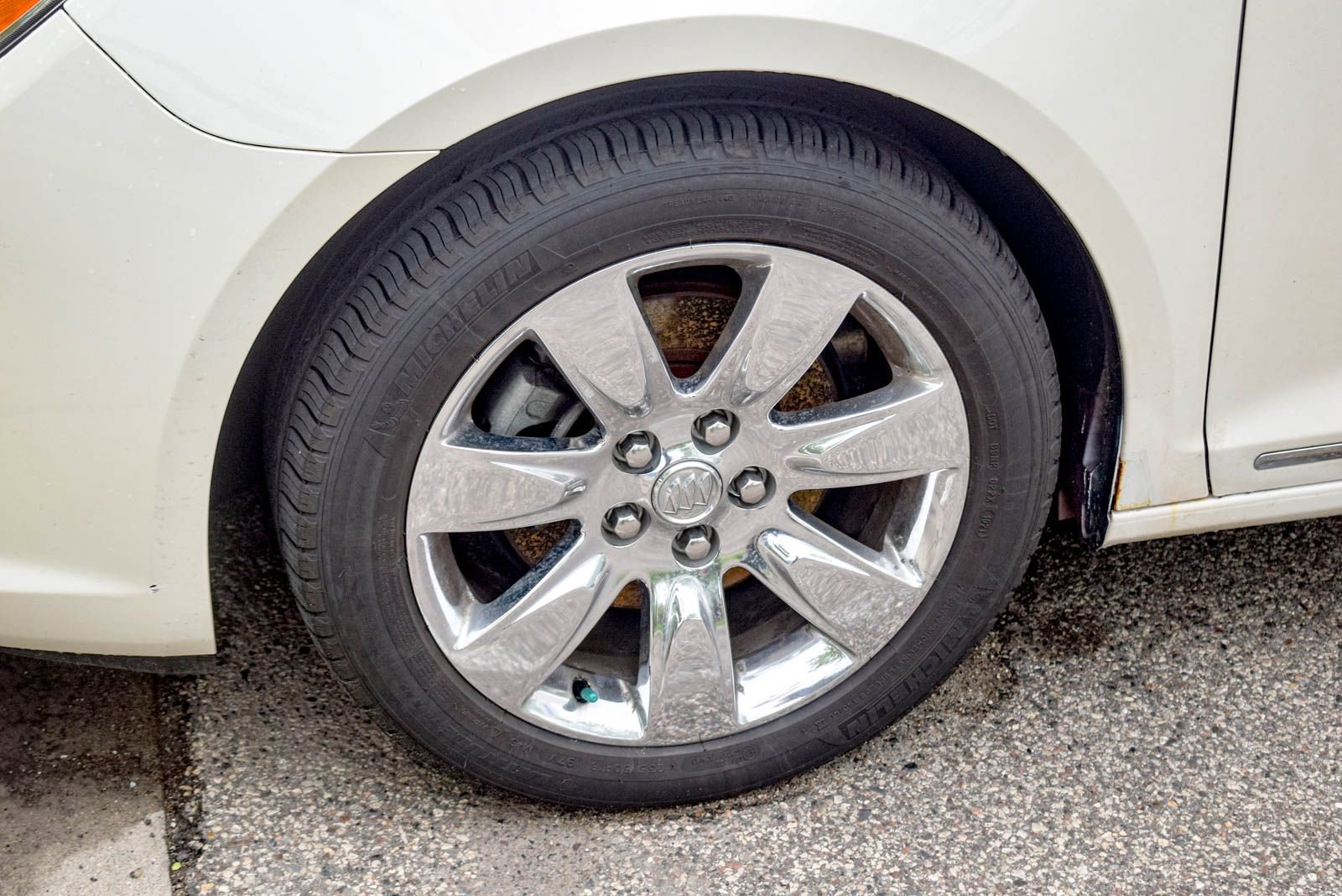 Used 2010 Buick LaCrosse CXS FWD image 22