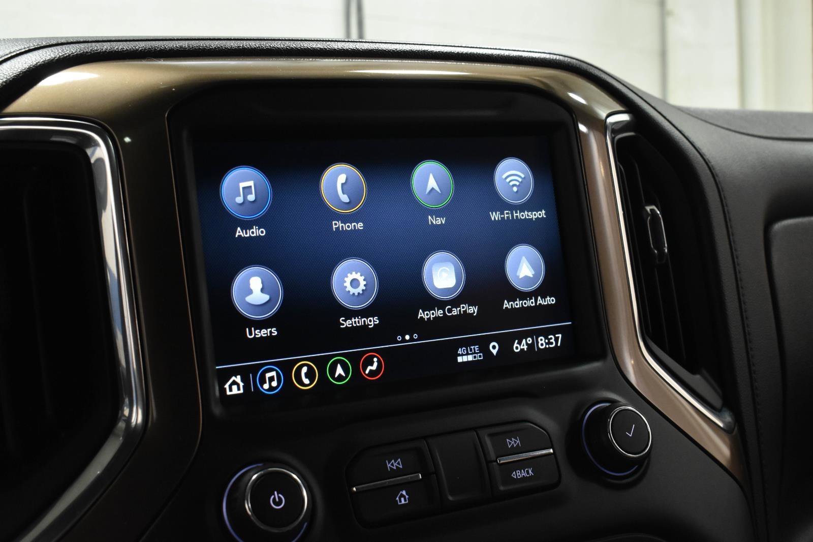 Used 2019 Chevrolet Silverado 1500 High Country w/ High Country Premium Package AWD/4WD image 16