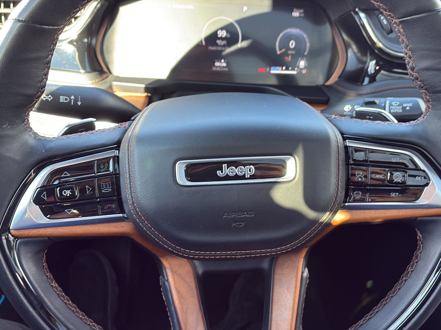 Used 2023 Jeep Grand Cherokee L Summit image 21