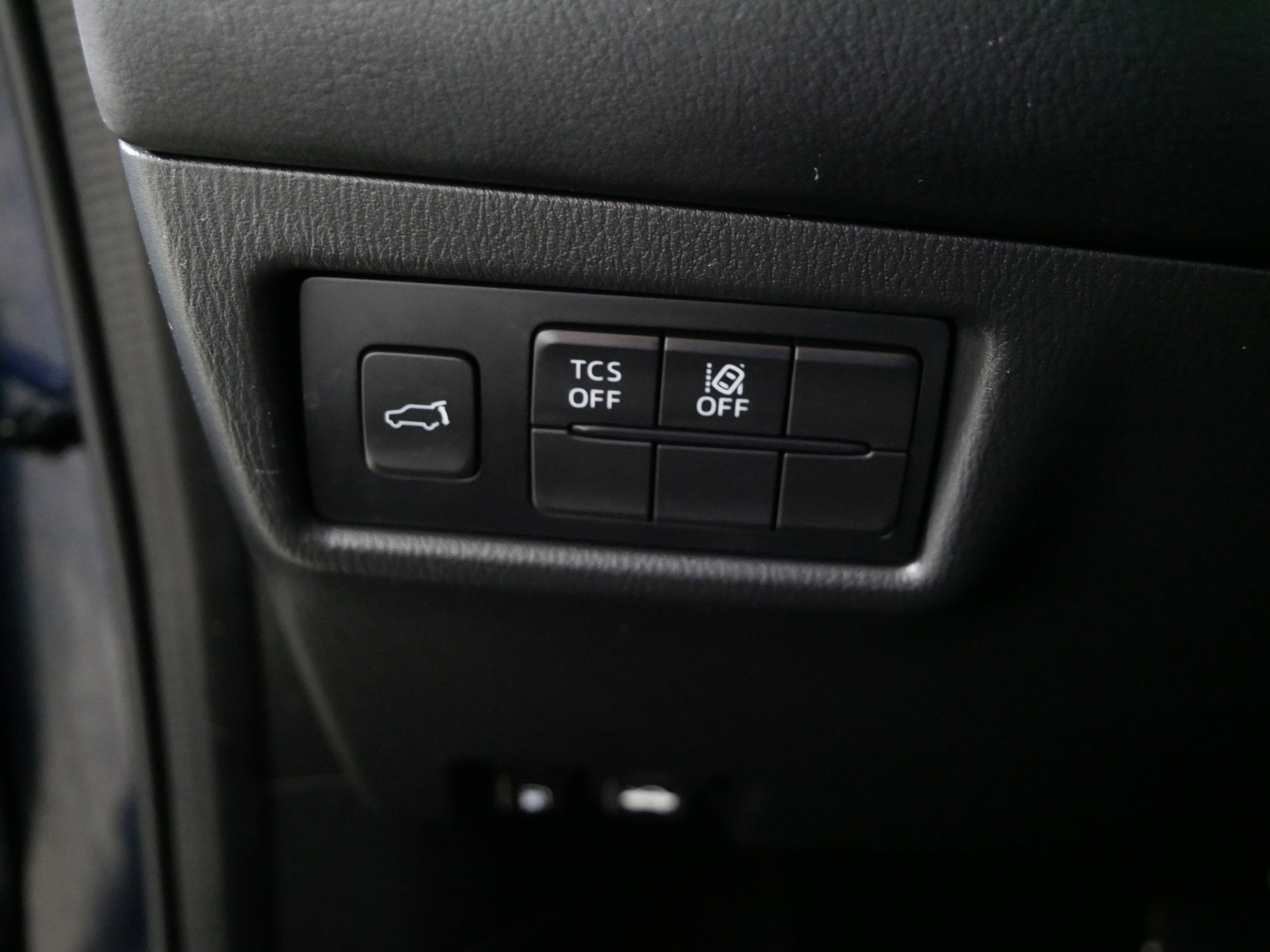 Used 2019 MAZDA CX-5 Touring image 26