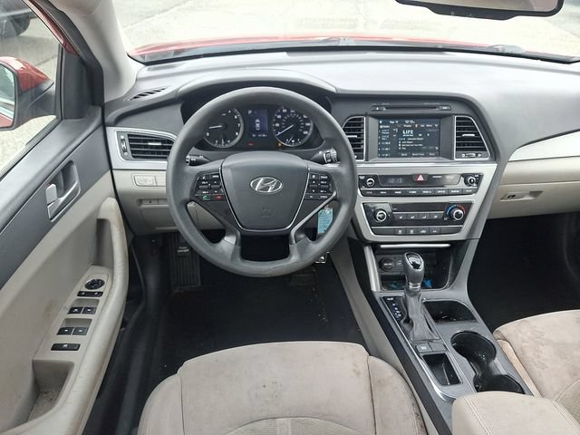 Used 2017 Hyundai Sonata SE FWD image 11
