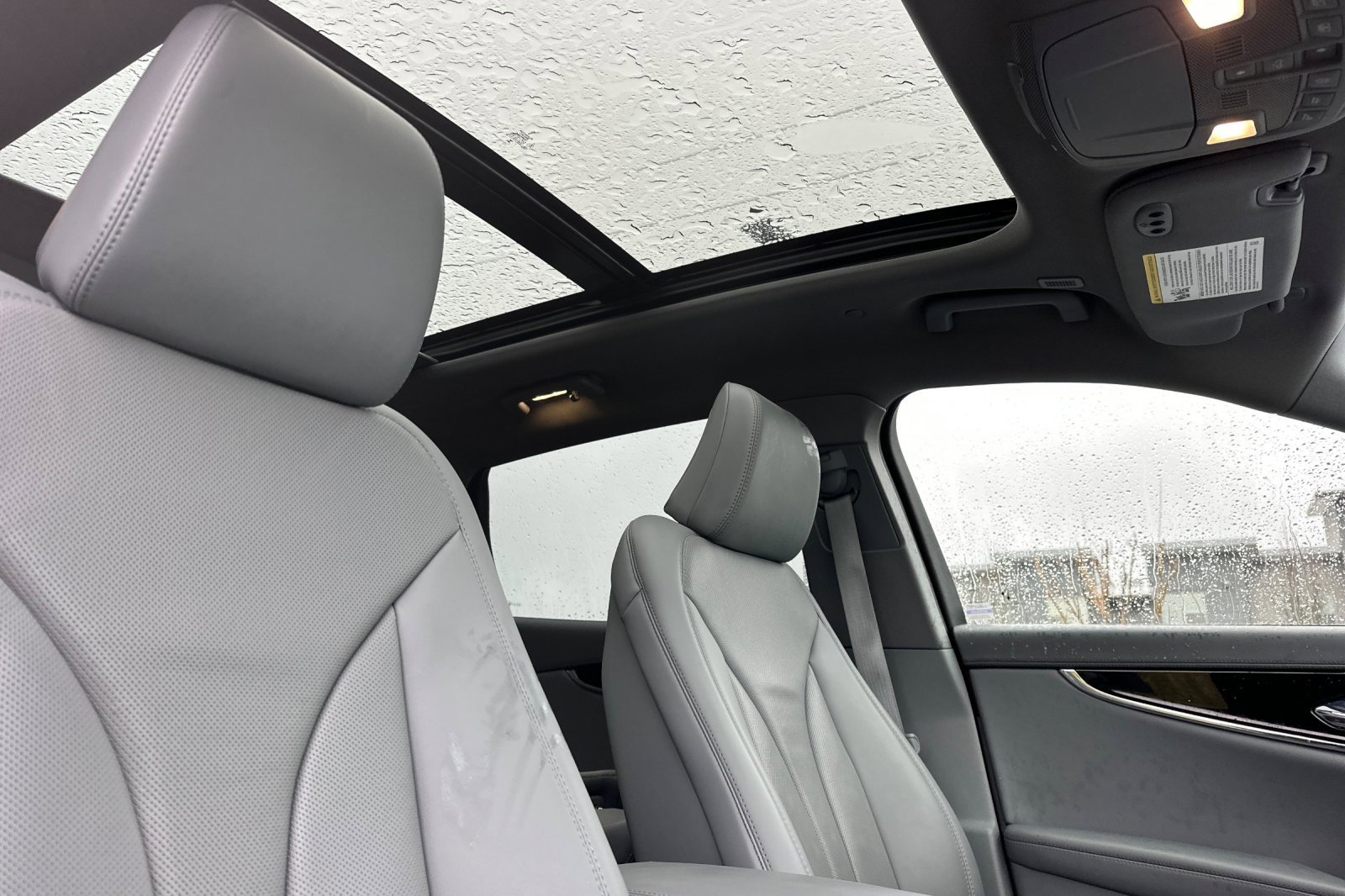 Used 2023 Lincoln Nautilus Reserve w/ Equipment Group 201A image 18