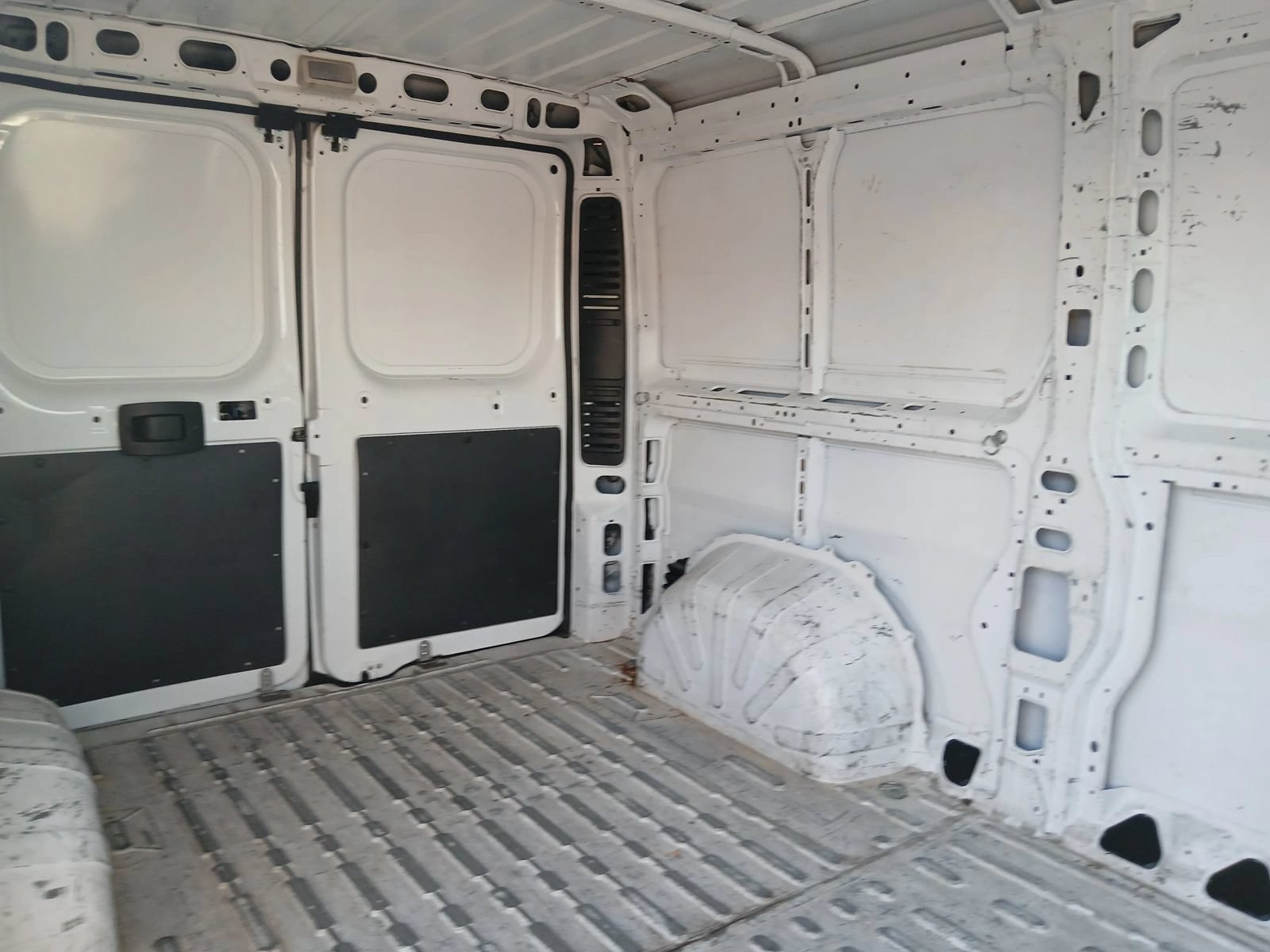Used 2017 RAM ProMaster 1500 FWD image 16