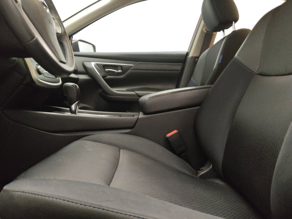 Used 2016 Nissan Altima 2.5 SR FWD image 17