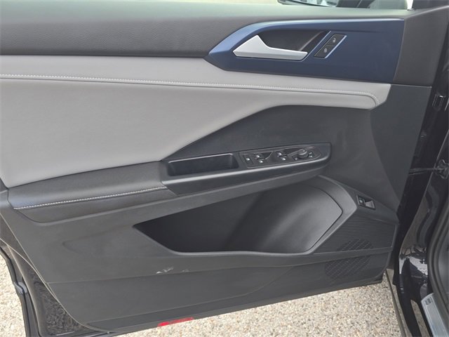 Used 2024 Volkswagen Taos SE image 19