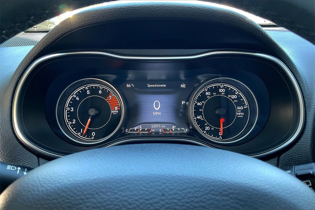 Used 2019 Jeep Cherokee Trailhawk w/ Cold Weather Group image 16