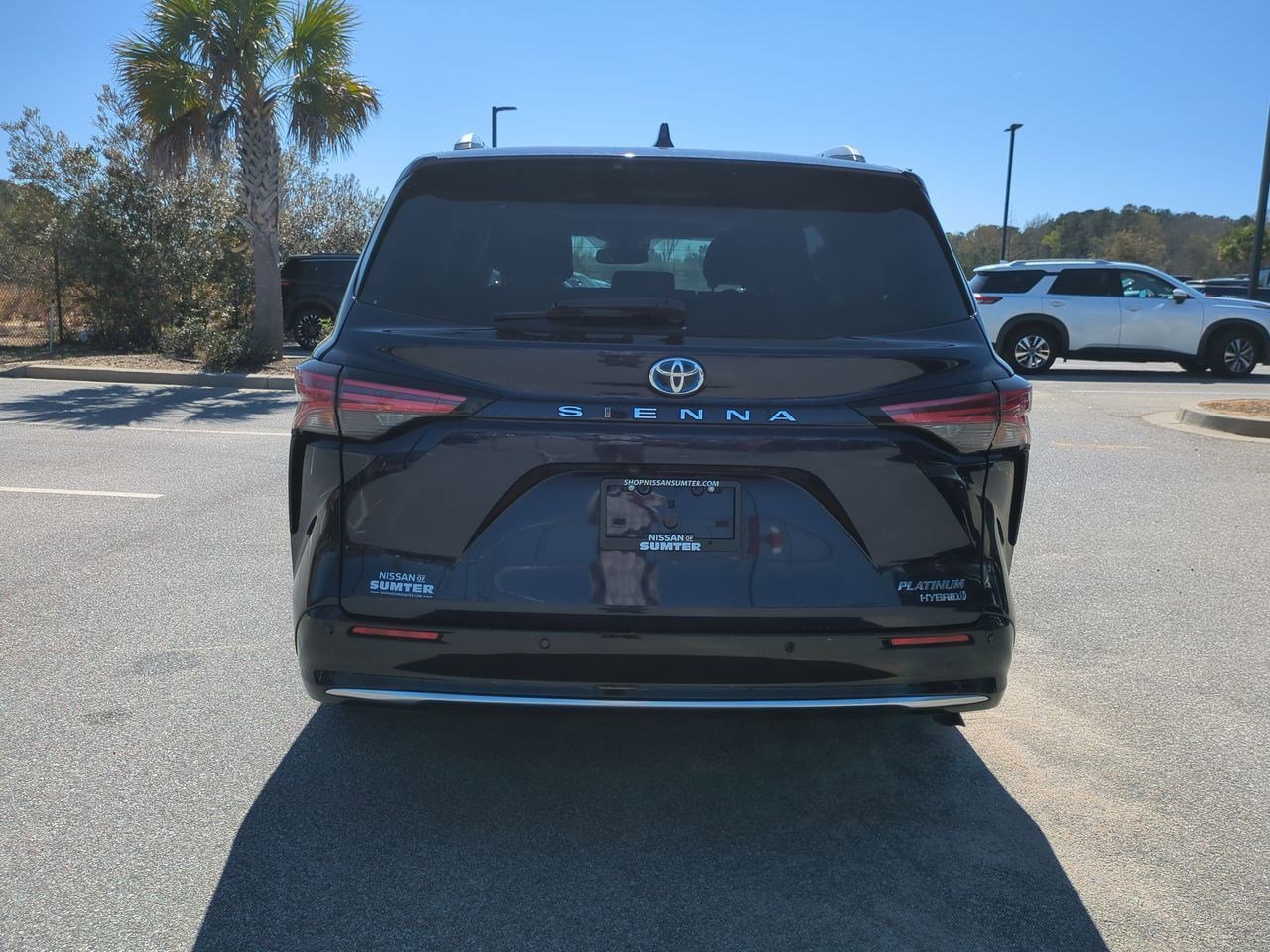 Used 2022 Toyota Sienna Platinum image 5