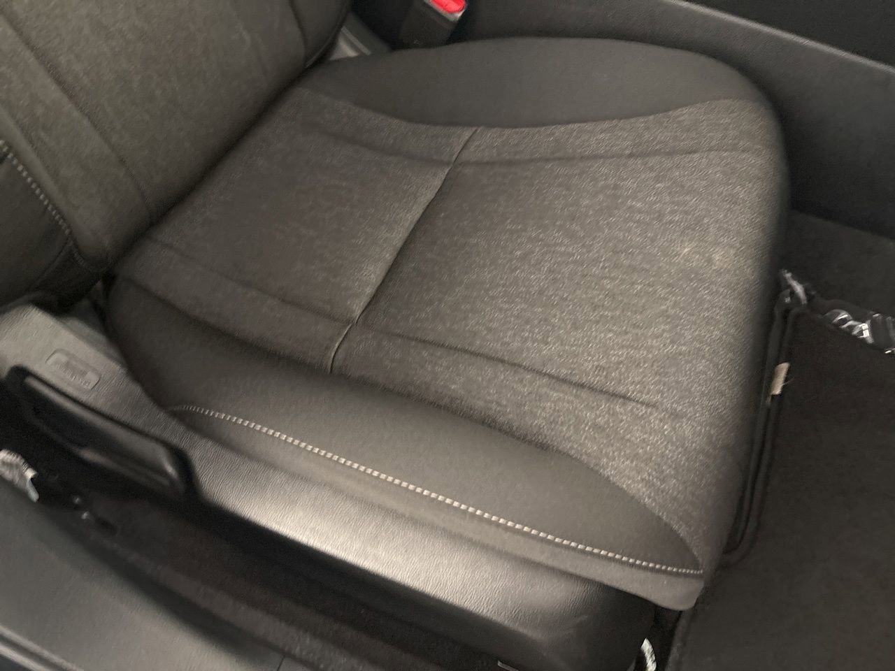 Used 2025 Honda Accord SE image 29