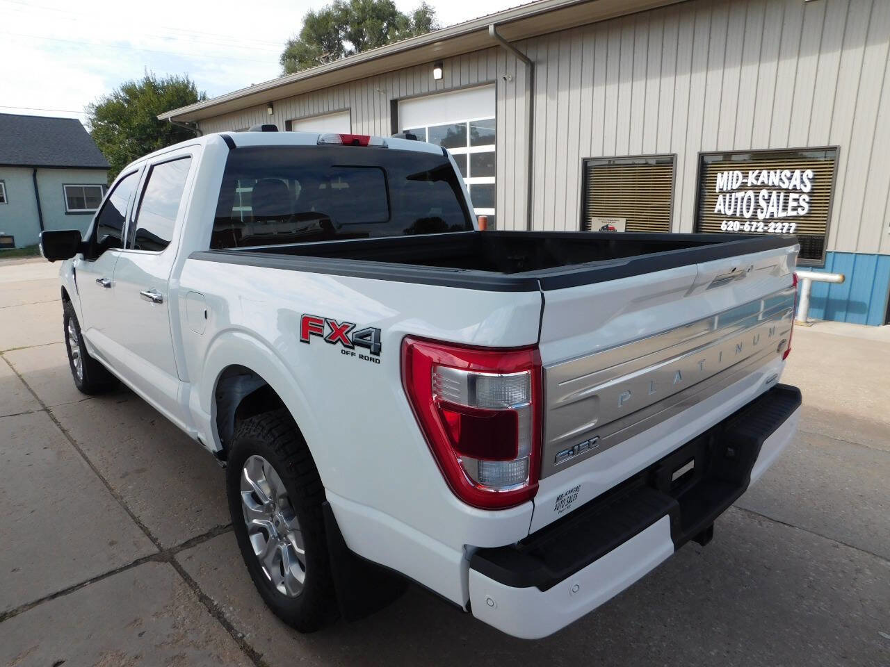 Used 2021 Ford F150 Platinum w/ Equipment Group 701A High image 8