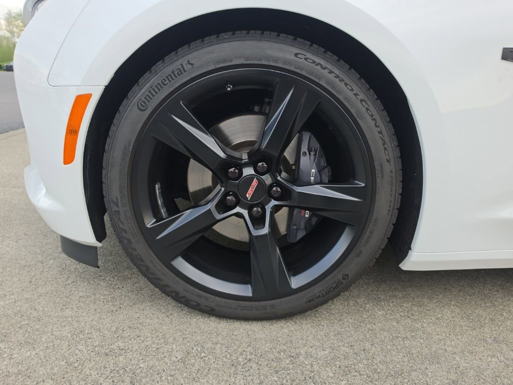 Used 2016 Chevrolet Camaro SS image 39