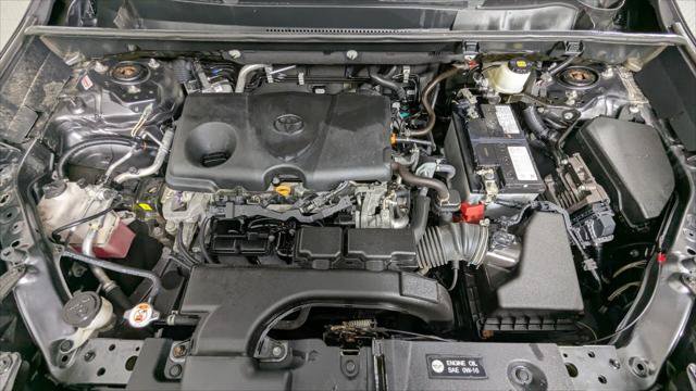 Used 2020 Toyota RAV4 LE w/ All Weather Liner Package AWD/4WD image 31