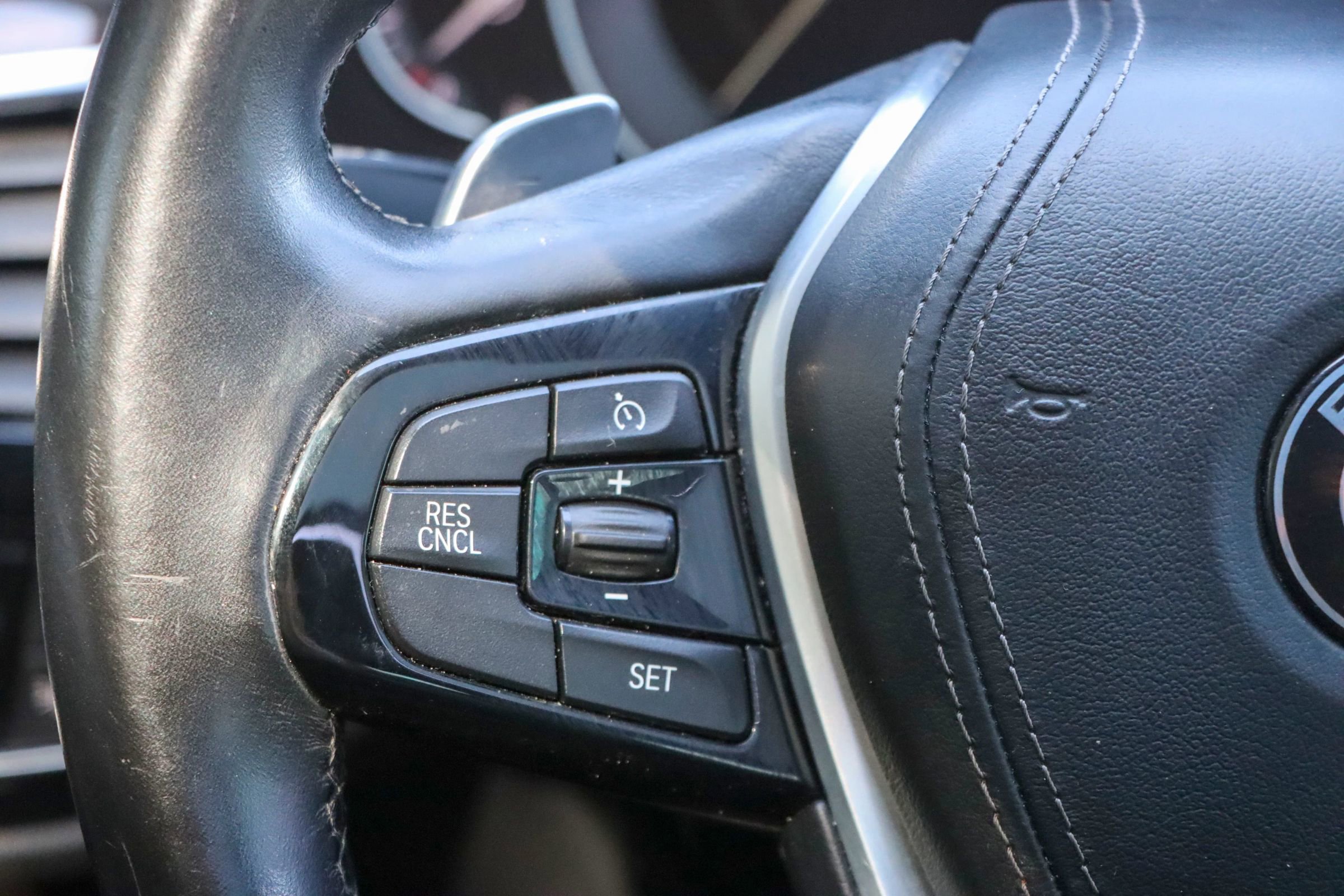 Used 2018 BMW 530e image 29