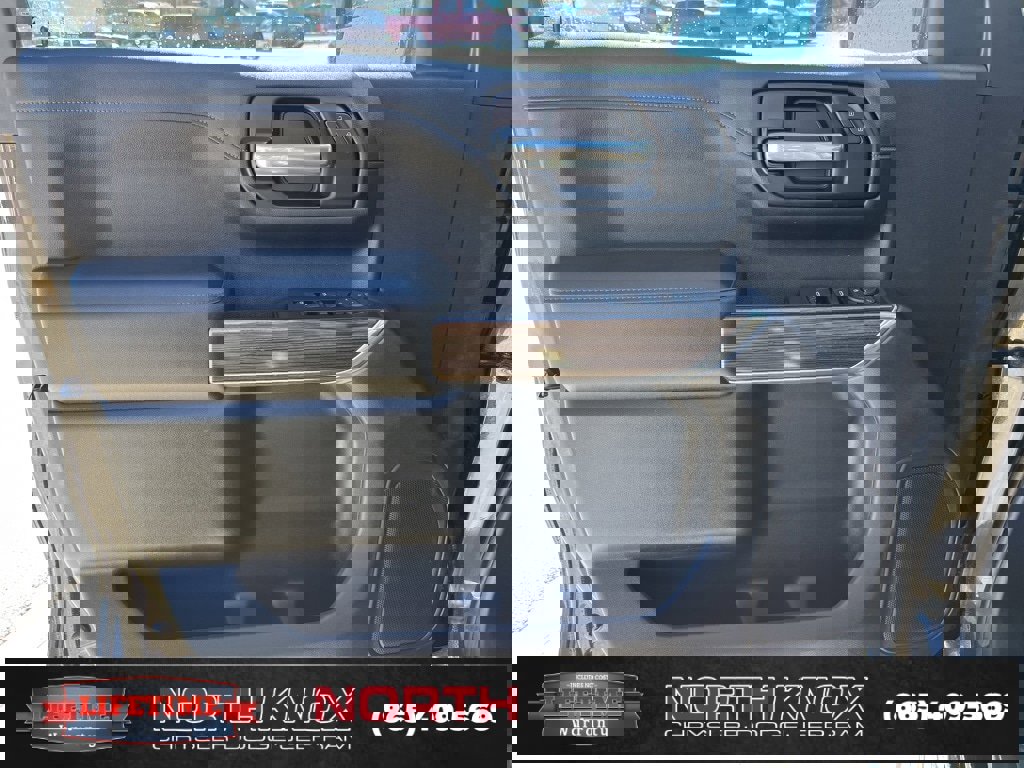 Used 2021 Chevrolet Silverado 1500 LT w/ Texas Edition Plus image 5