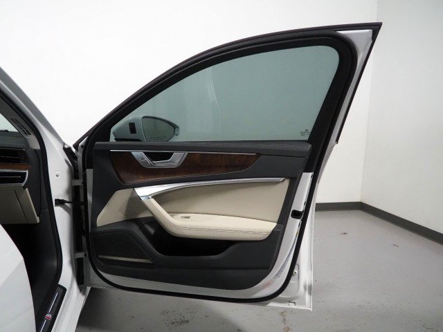 Used 2021 Audi A6 55 TFSI Premium Plus Sedan 4D w/ Premium Plus Package AWD/4WD image 60