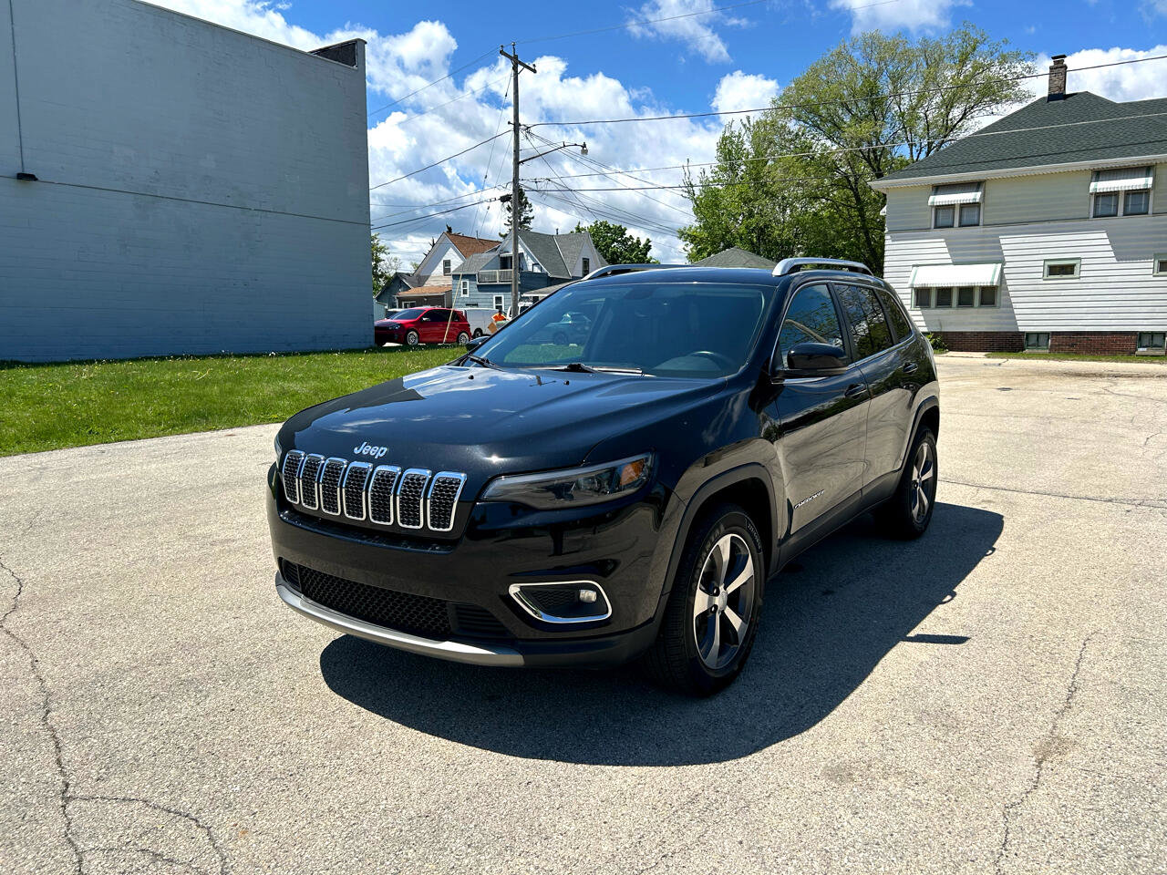 Used 2020 Jeep Cherokee Limited image 3