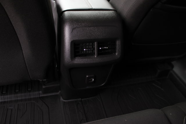 Used 2023 GMC Terrain SLE w/ Driver Convenience Package AWD/4WD image 21